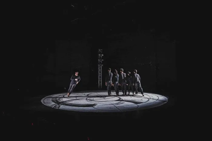 Crossing – Studio 8